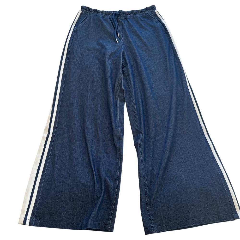 💙👖HALARA Navy Wide Leg Track Pants with White Side Stripes